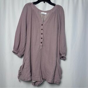 Mable Women’s Dusty Rose Textured Fabric Romper sz S